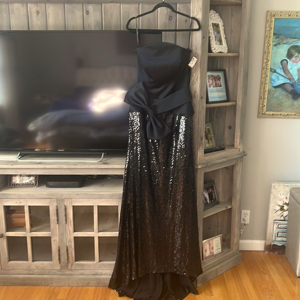 Gorgeous Black Tie Terani Couture gown new with tags size 12